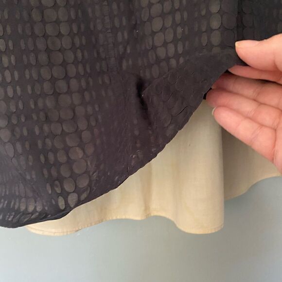 Kenneth Cole black skirt size 6 - Picture 5 of 8